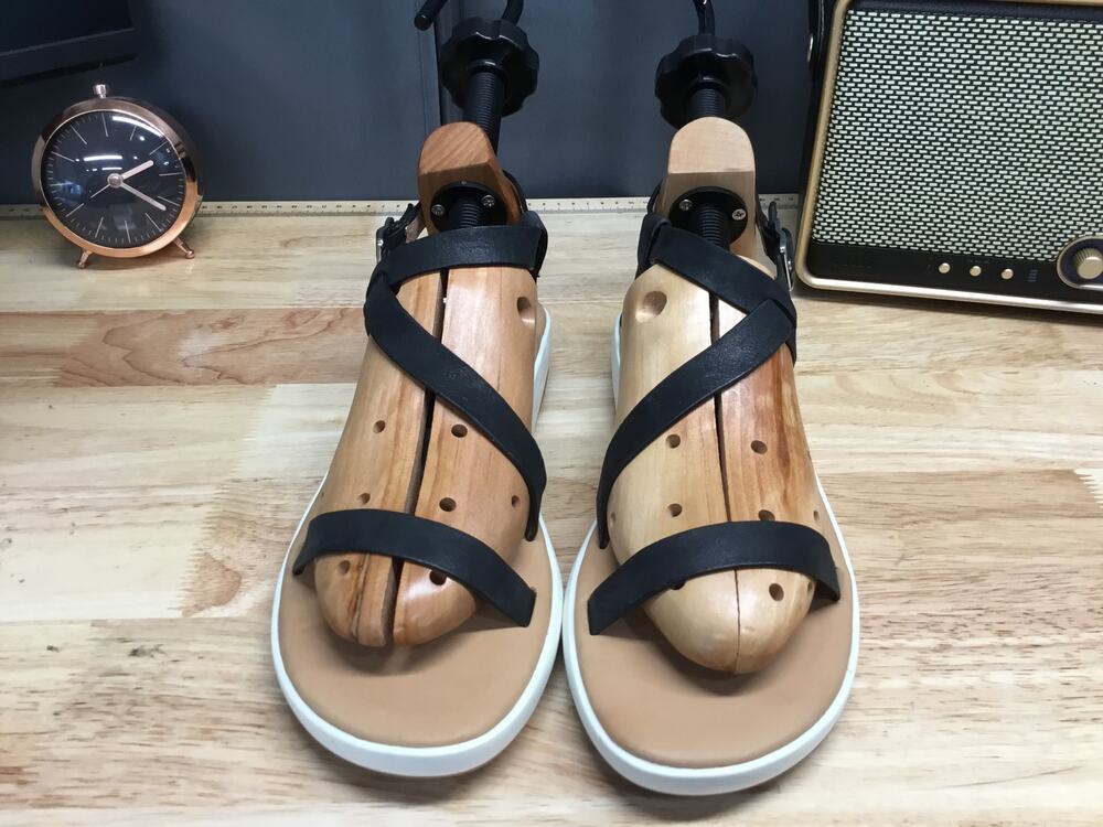 Corso Como Slingback Wedge Sandals Women's 9.5 Black Leather Buckle Comfort